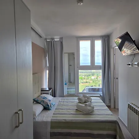 Suite Torre Azzurra B&B - Rooftop Sea View Follonica Exterior photo
