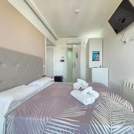 Suite Torre Azzurra B&B - Rooftop Sea View Follonica Exterior photo