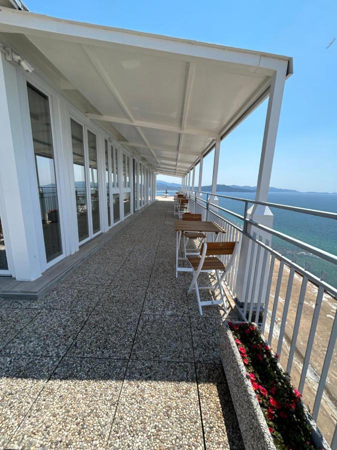 Suite Torre Azzurra B&B - Rooftop Sea View Bed & Breakfast Follonica