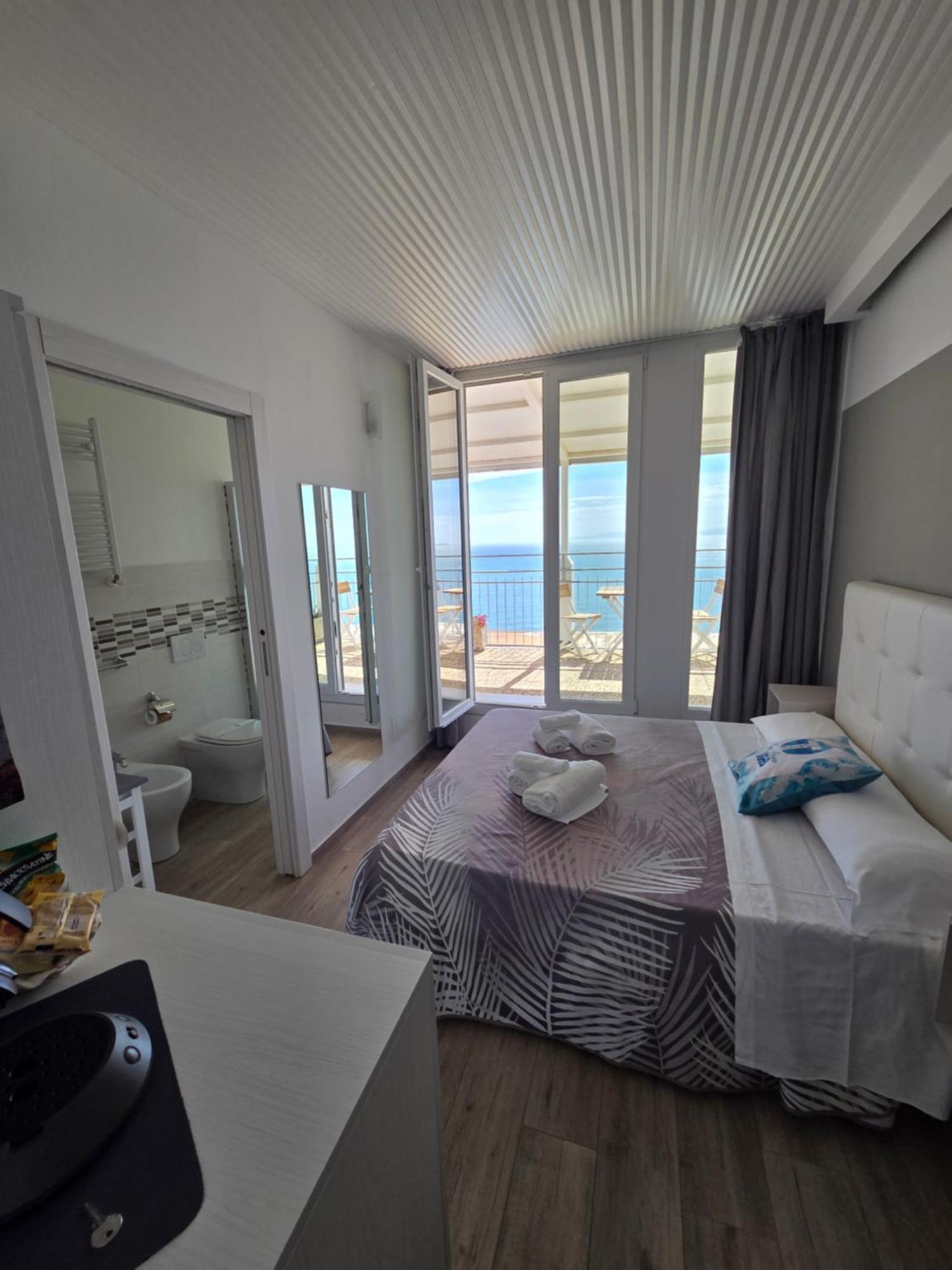 Torre Azzurra - Rooftop Sea View *